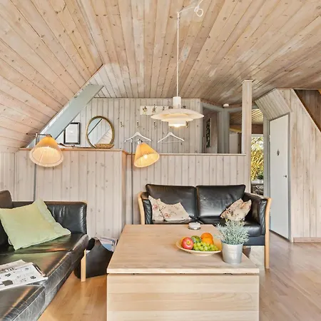 Dom wakacyjny Cozy In With Wifi Bogense